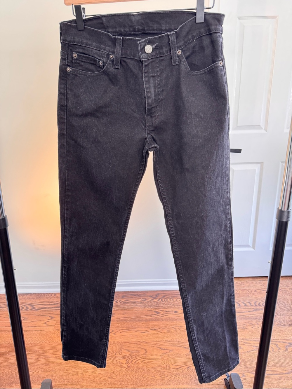 Slim Straight Men’s Jeans in Black W30 L32